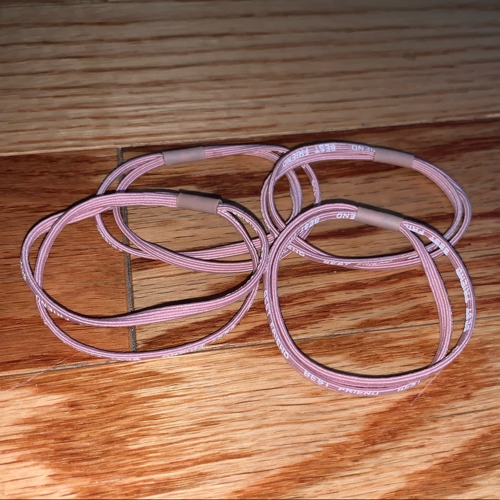 🌞 (2/$20) NWOT Double Banded Hair Ties
